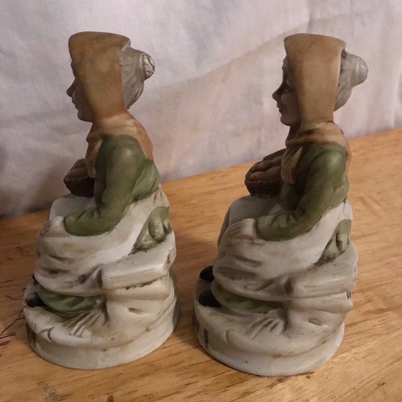 2 Vintage FBIA Porcelain Figurines of Old Ladies Holding a Basket $5.00 each - Picture 3 of 6